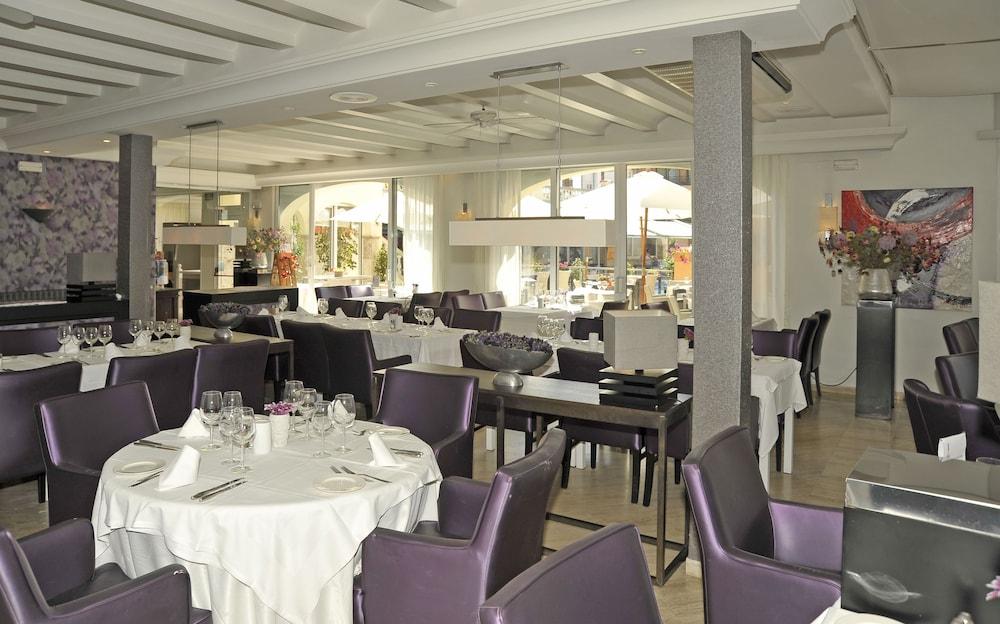 Van Der Valk Hotel Barcarola 산펠리우데기솔스 외부 사진