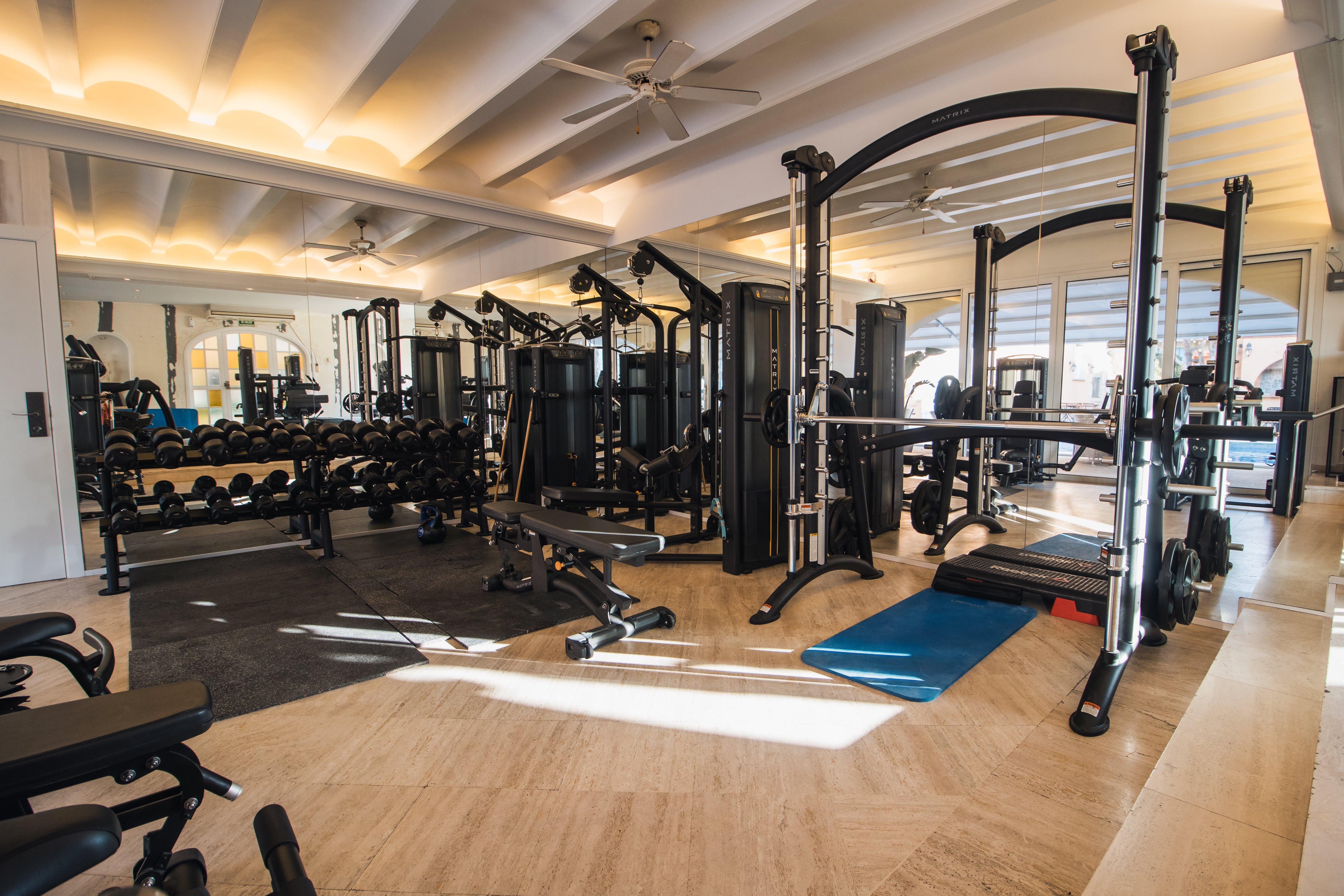 Van Der Valk Hotel Barcarola 산펠리우데기솔스 외부 사진
