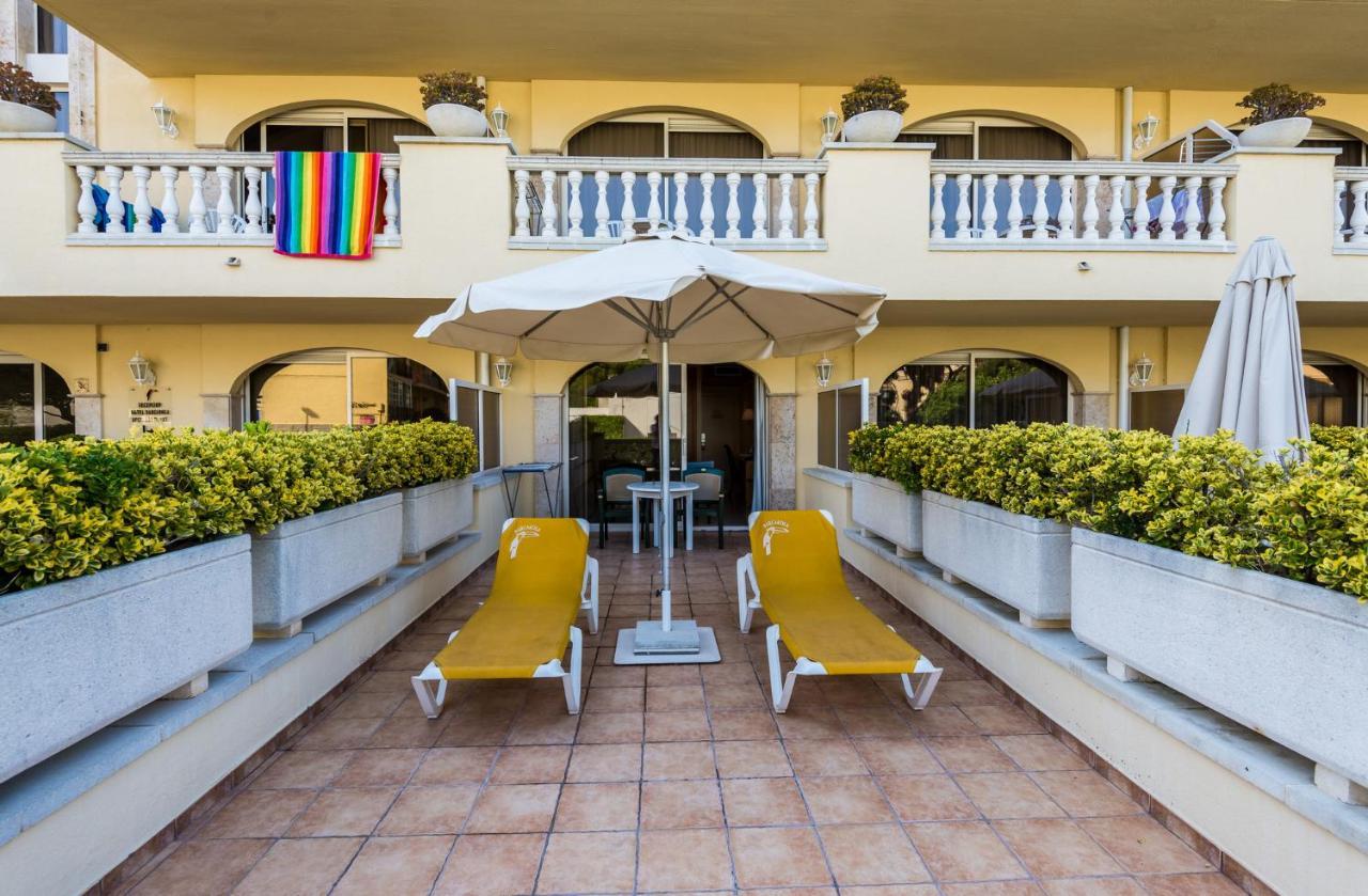 Van Der Valk Hotel Barcarola 산펠리우데기솔스 외부 사진